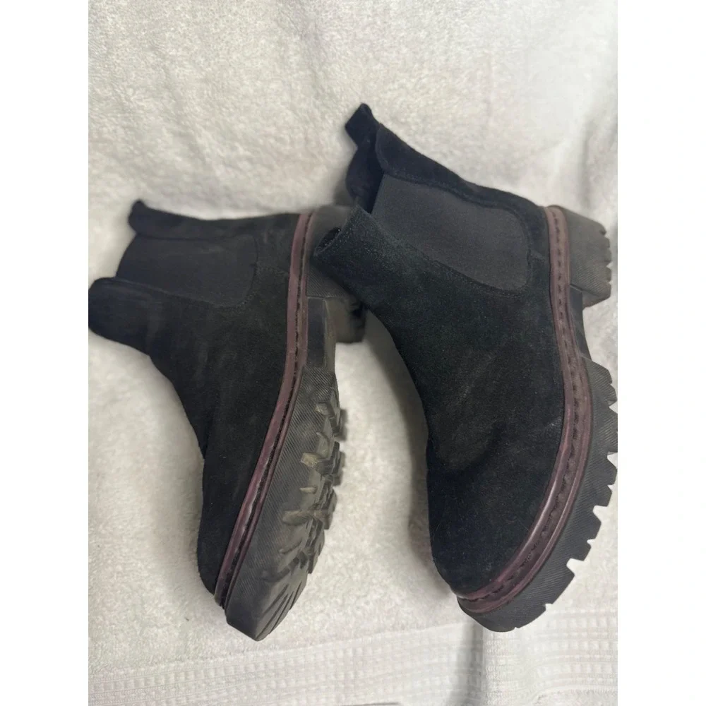 Black Chelsea slide in Boot Woman's Size 8 Black Suede workwear